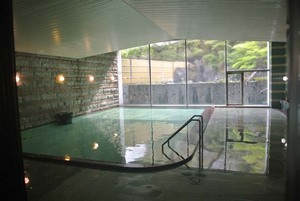 内湯全景3872.jpg